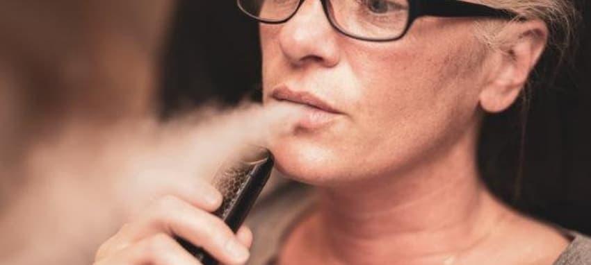 Practical Merchant Guide to E-Zigaretten Compliance and Choosing electronic cigarette credit card processing Partners for Higher Approval Rates