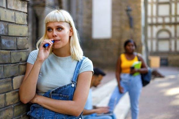 How to source elektronik sigara and electronic cigarette wholesale uk suppliers to boost your vape business margins