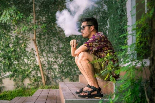 đá gà trực tiếp 888 and why are e cigarettes not allowed on planes answered with safety tips for travelers and live betting fans